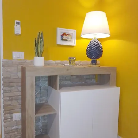 아파트 Casuzza Bedda E Duci *